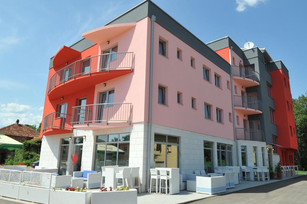 Hotel Ivona Medjugorje Exterior photo